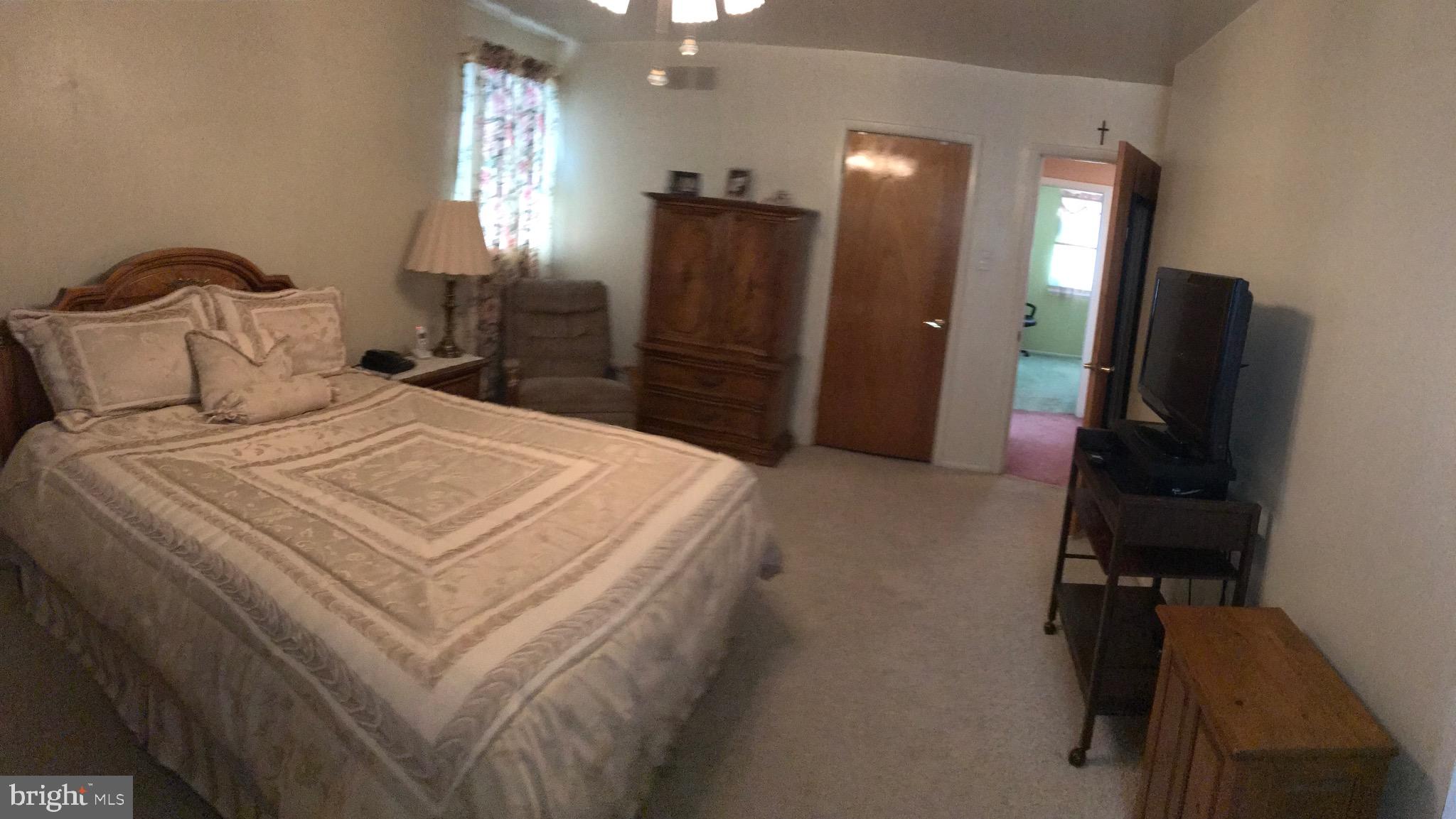 11981 Dumont Road Philadelphia, PA 19116 - Photo 22 of 29 Gallery Image 22