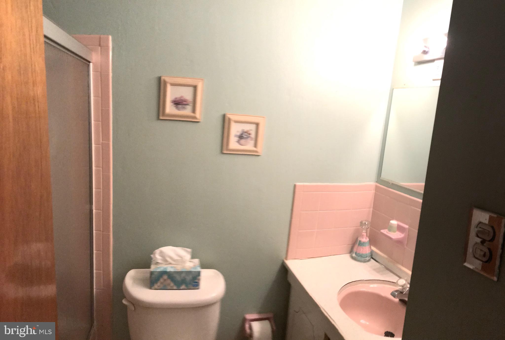 11981 Dumont Road Philadelphia, PA 19116 - Photo 25 of 29 Gallery Image 25