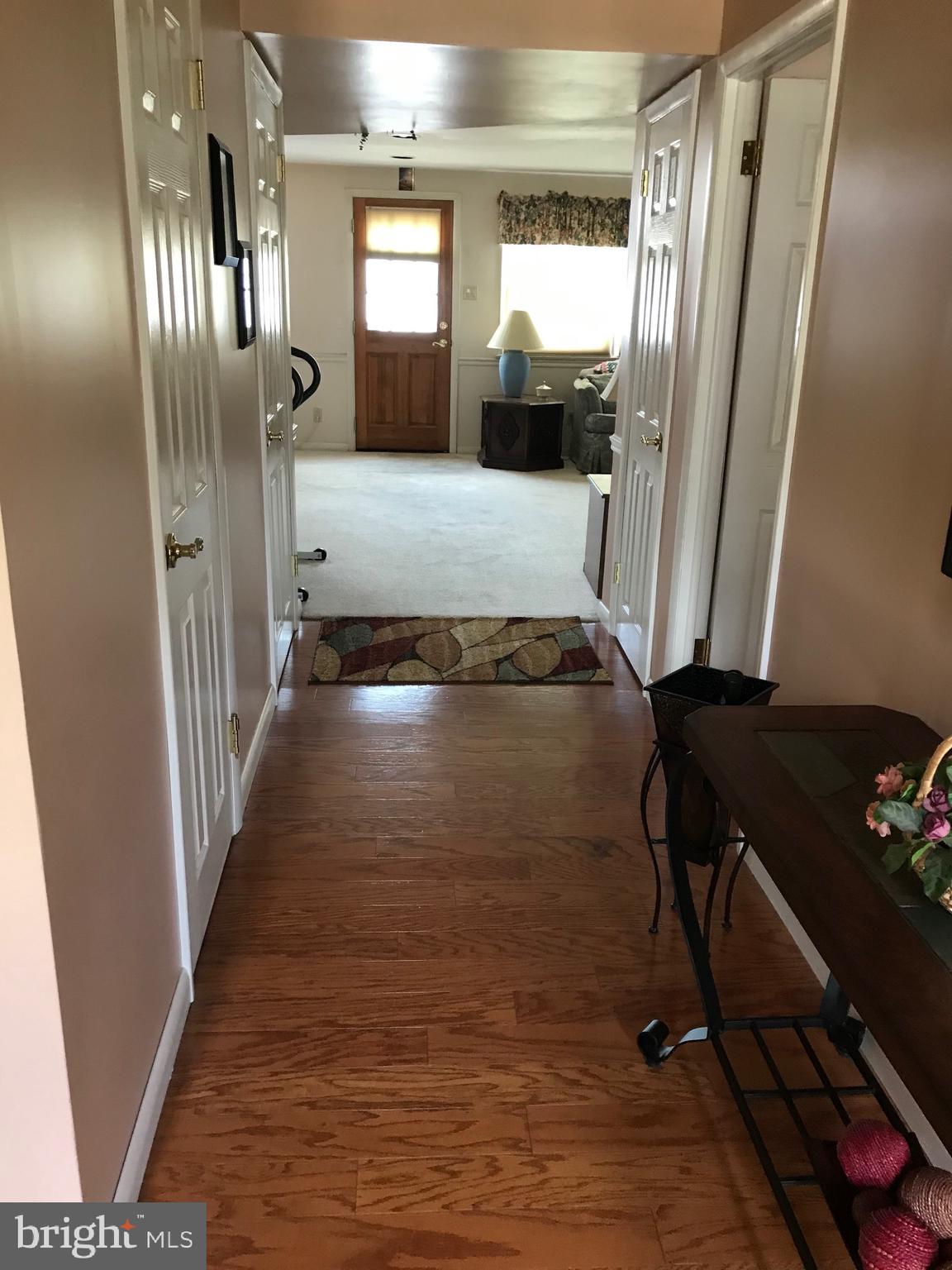 11981 Dumont Road Philadelphia, PA 19116 - Photo 4 of 29 Gallery Image 4