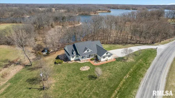 $499,900 | 28360 Quarton Road, Palmyra, IL 62674