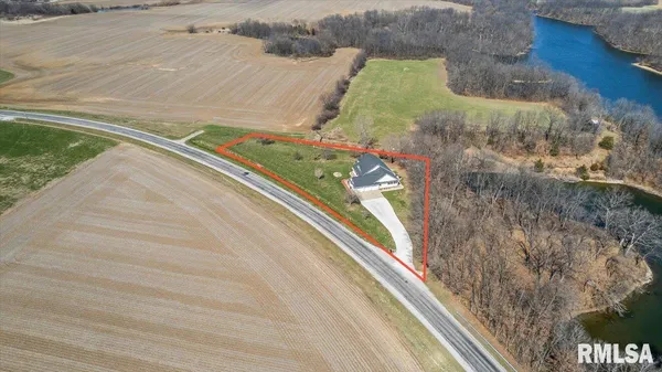 $499,900 | 28360 Quarton Road, Palmyra, IL 62674