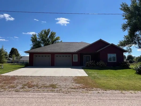 $349,900 | 177 Pine Street, Dawson, MN 56232