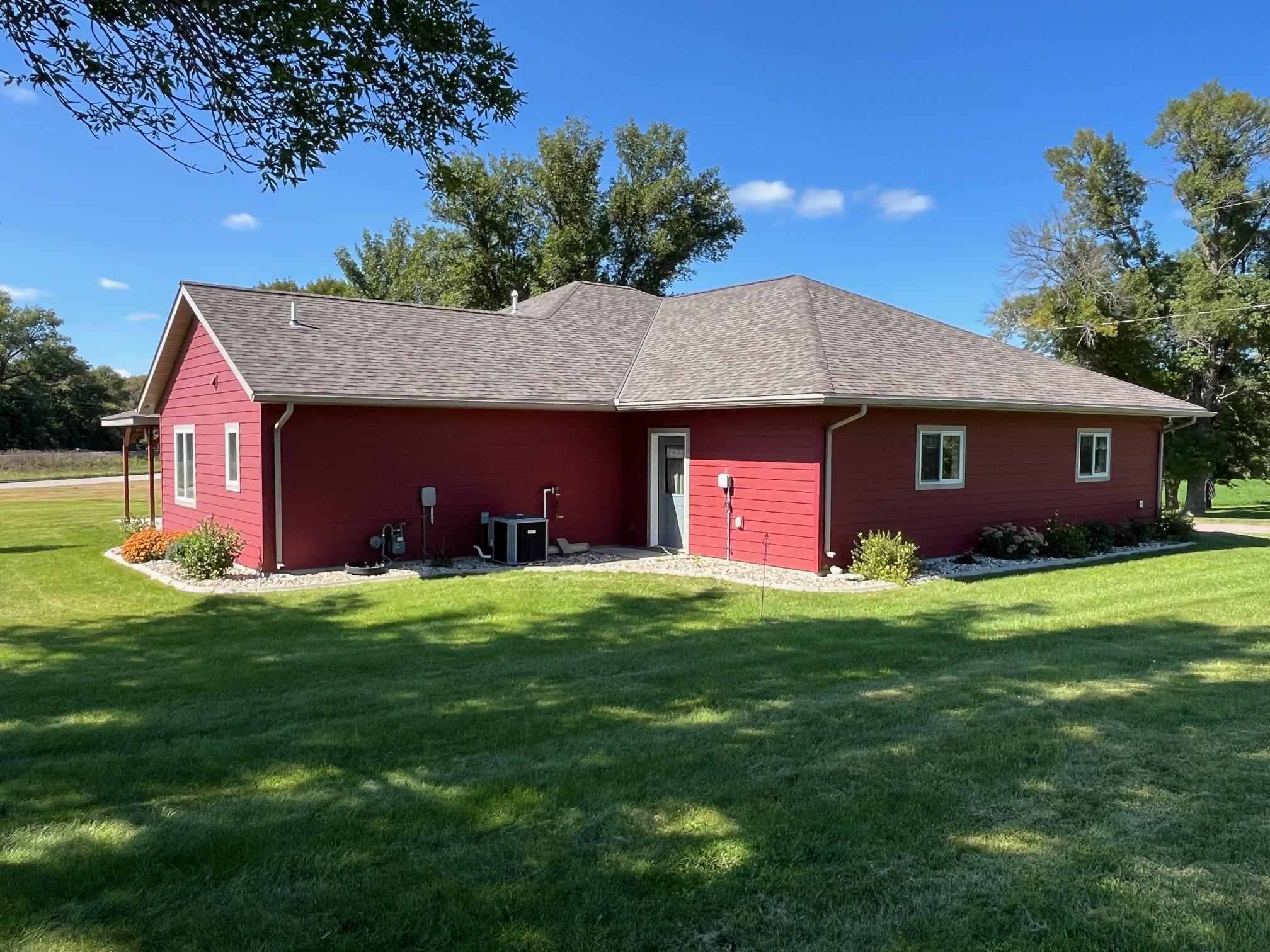 177 Pine Street Dawson, MN 56232 - Photo 4 of 18