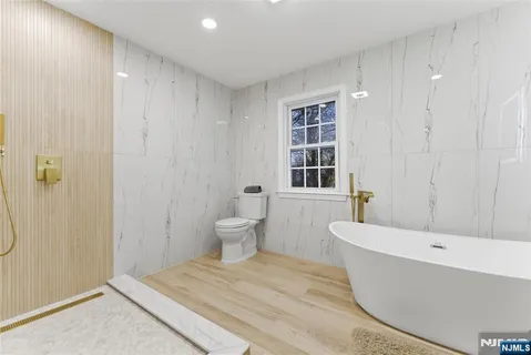 $850,000 | 33 East Lincoln Street, Verona, NJ 07044