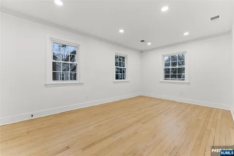 $850,000 | 33 East Lincoln Street, Verona, NJ 07044