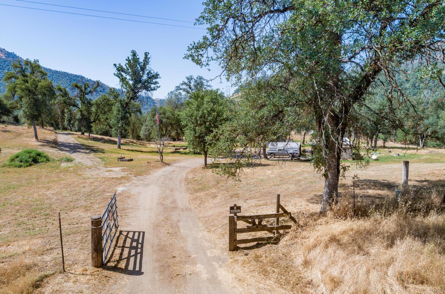 33188 Sycamore Road Tollhouse, CA 93667 - Photo 1 of 37 Gallery Image 1