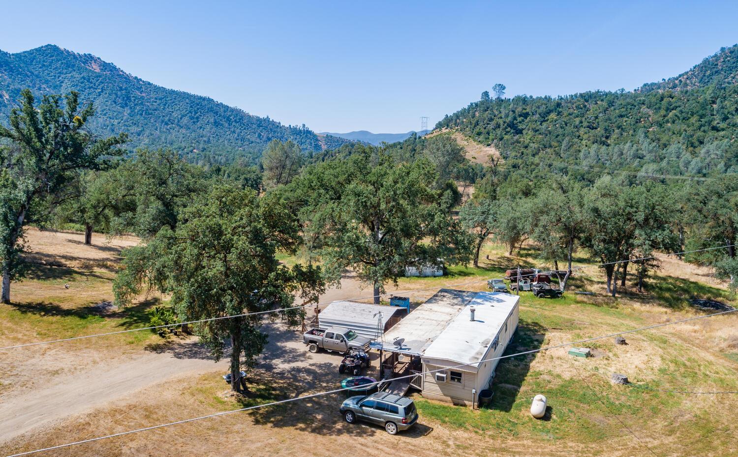 33188 Sycamore Road Tollhouse, CA 93667 - Photo 3 of 37 Gallery Image 3