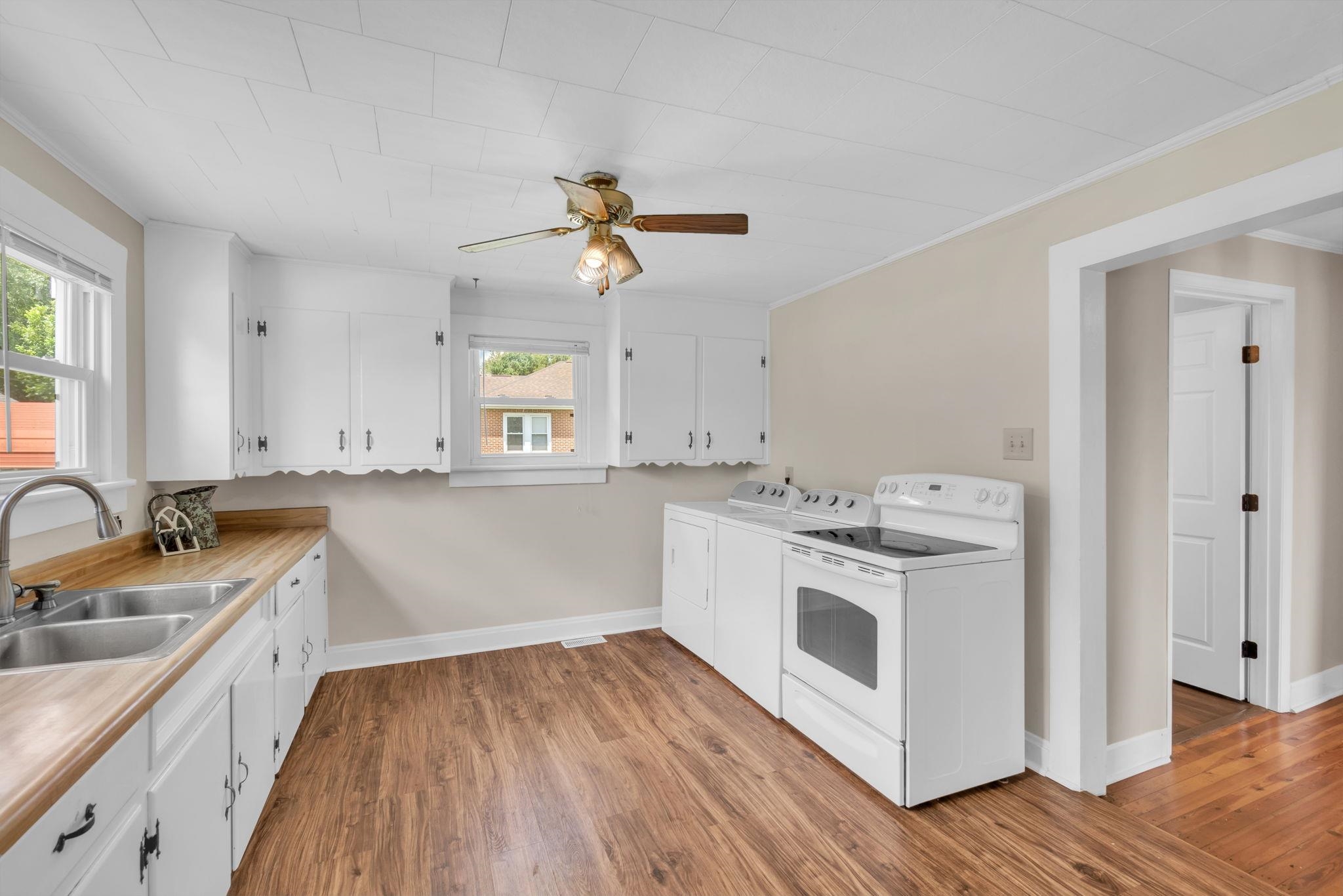 303 Holly Springs Road Lyman, SC 29365 - Photo 17 of 31 Gallery Image 17