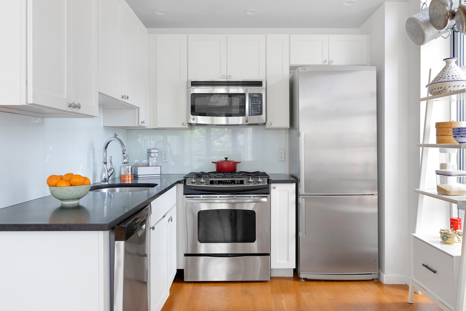 82 Irving Place, Unit 4E Brooklyn, NY 11238 - Photo 7 of 13