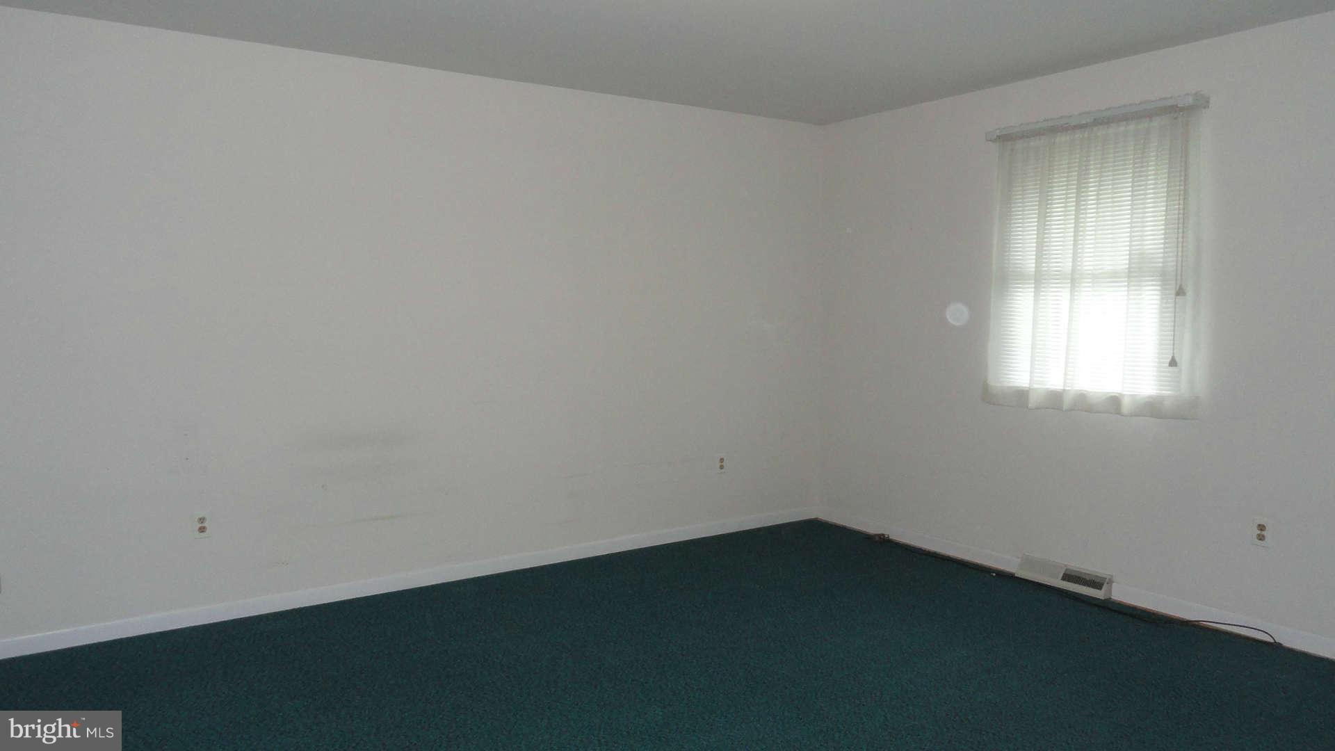 964 Valley Road Knoxville, MD 21758 - Photo 10 of 16 Bedroom Master
