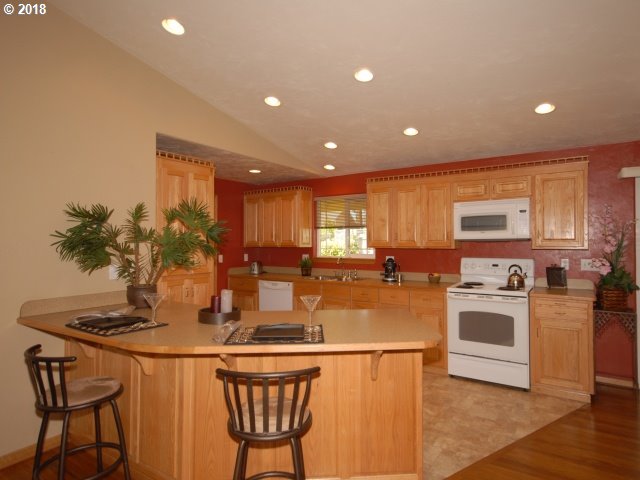 3282 Game Farm Road Springfield, OR 97477 - Photo 16 of 25