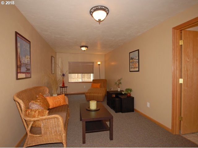 3282 Game Farm Road Springfield, OR 97477 - Photo 23 of 25