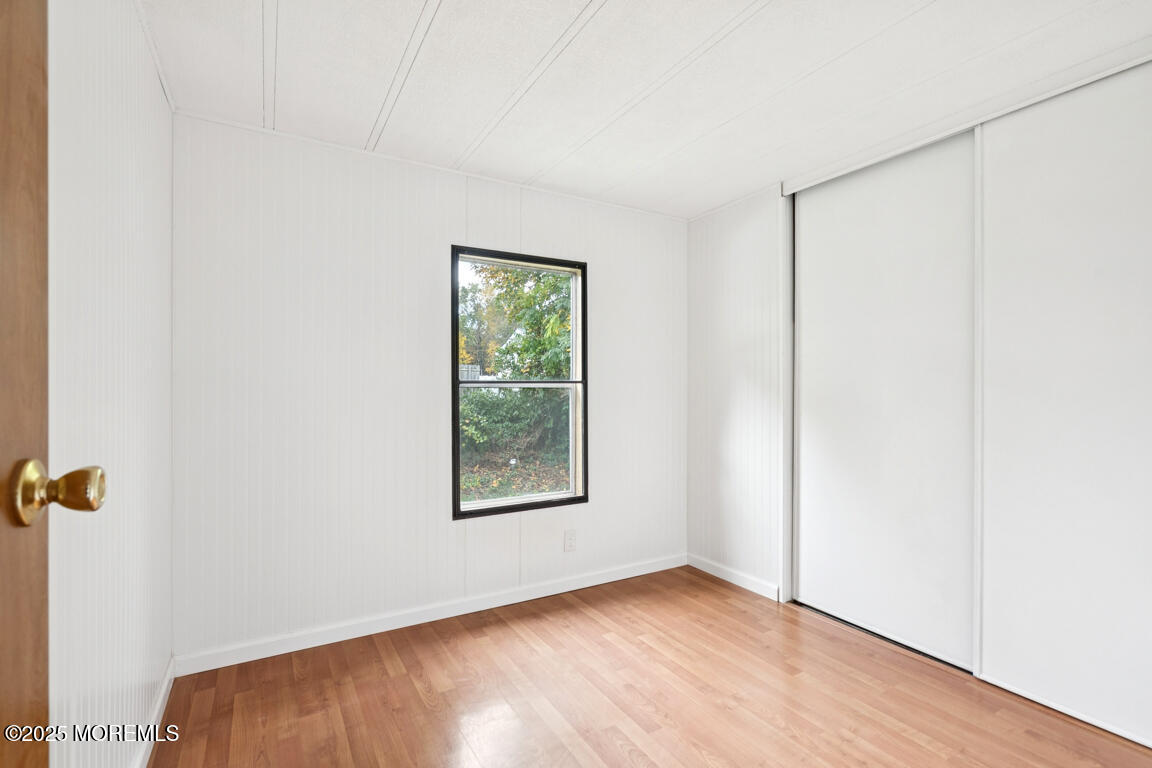 5 Fallow Drive Manalapan, NJ 07726 - Photo 13 of 24 an empty room with a window