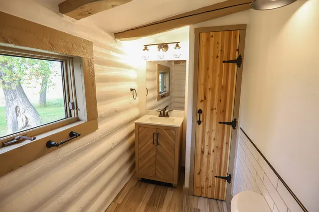 $2,100,000 | 183185 Bird Farm Road, Sheridan, WY 82833