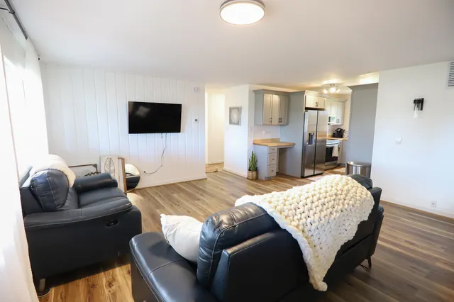 $2,100,000 | 183185 Bird Farm Road, Sheridan, WY 82833