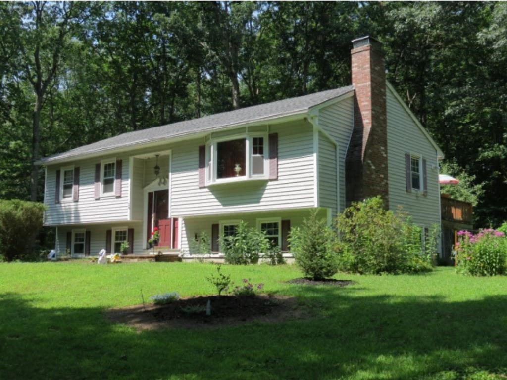 30 Betts Road Rochester, NH 03867 - Photo 1 of 17