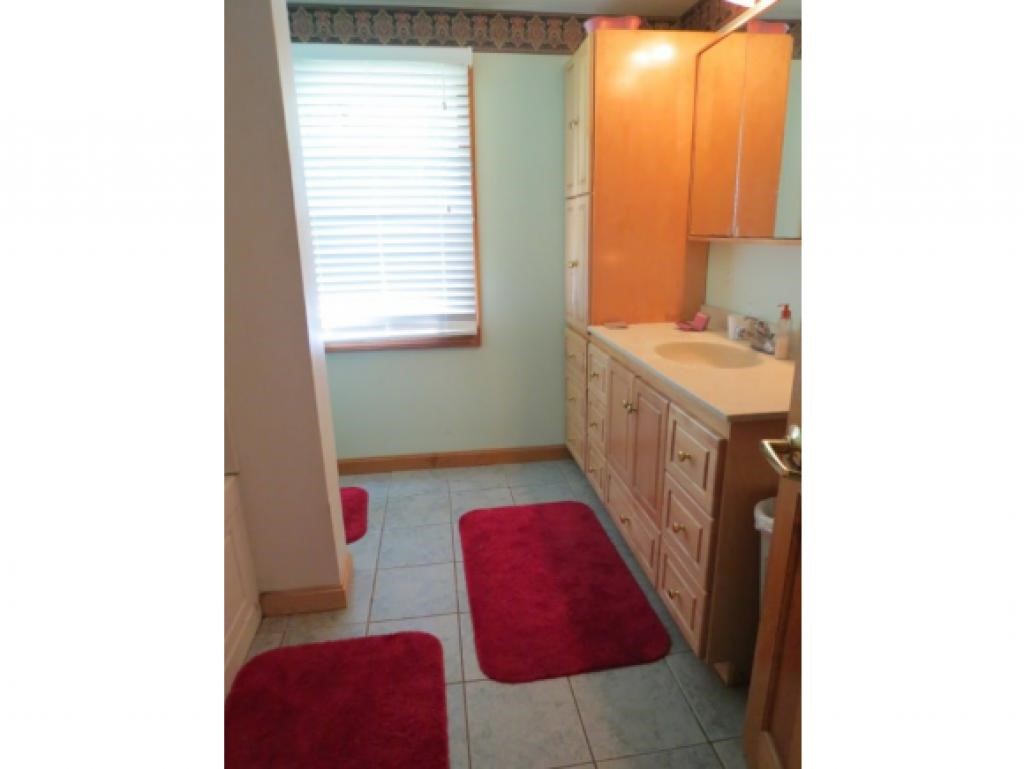 30 Betts Road Rochester, NH 03867 - Photo 6 of 17