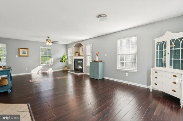 a view of livingroom with hardwood floor and window