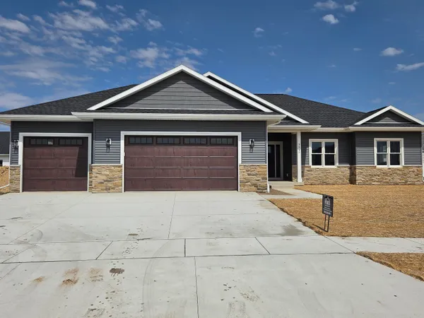 $574,900 | 3537 Samson Drive, Milton, WI 53563