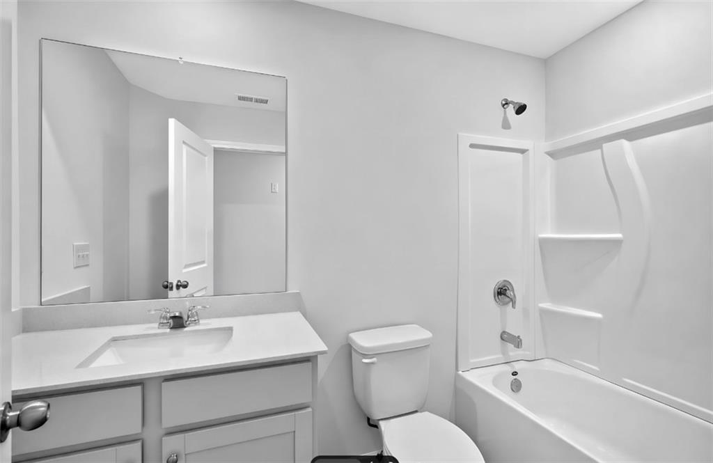 2040 Presley Point Lawrenceville, GA 30044 - Photo 11 of 12 Gallery Image 11