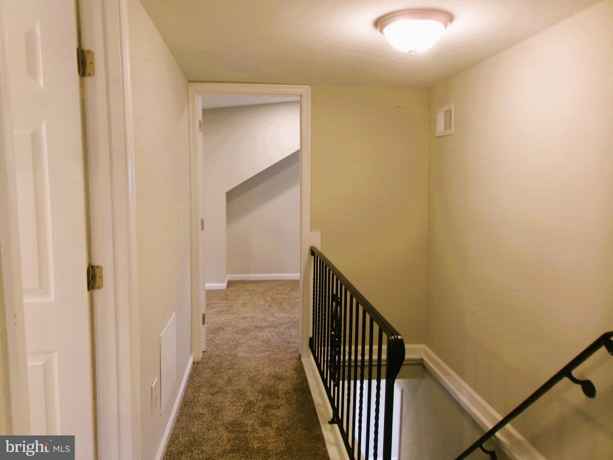 425 Grape Street Warminster, PA 18974 - Photo 21 of 26 Hallway.
