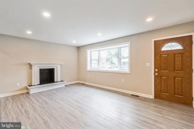 $489,900 | 425 Grape Street, Warminster, PA 18974