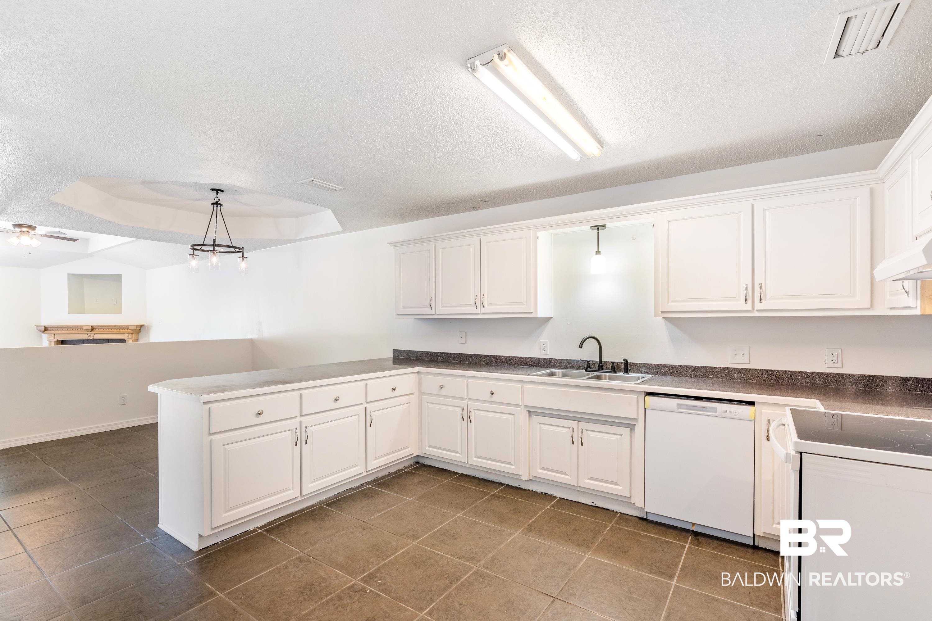 8053 Stacey Road, Unit 36 Mobile, AL 36695 - Photo 3 of 20