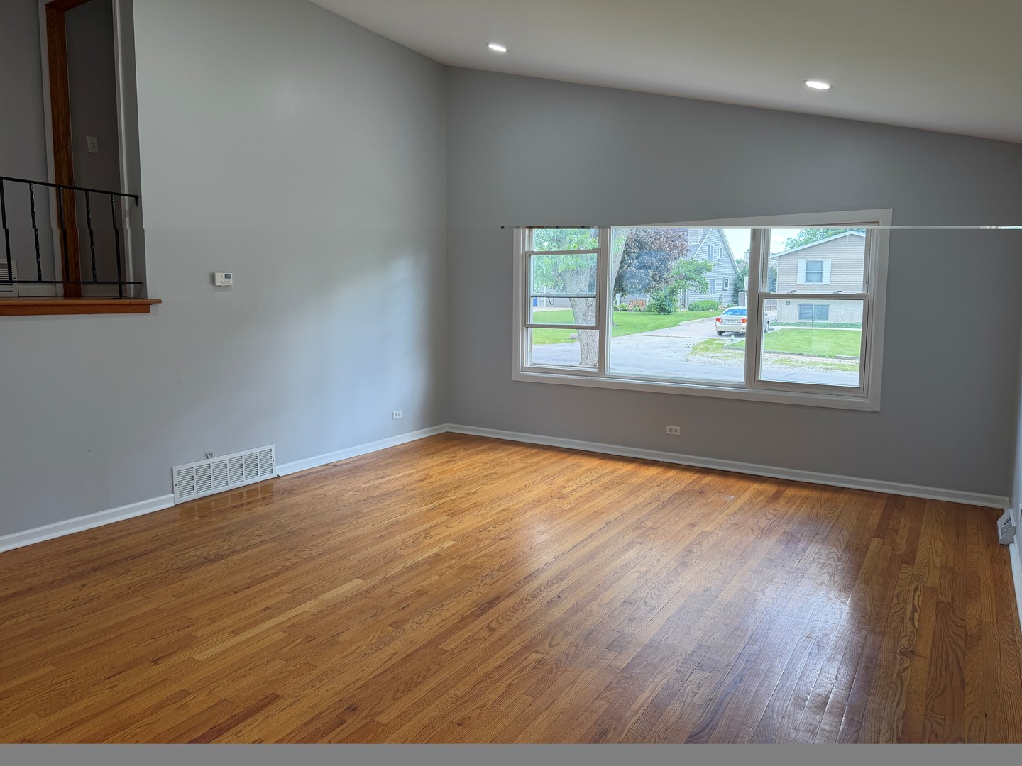 934 South Harvard Avenue Addison, IL 60101 - Photo 3 of 14
