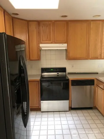 $2,350 | 2001 131st Avenue Northeast, Lake Stevens, WA 98258