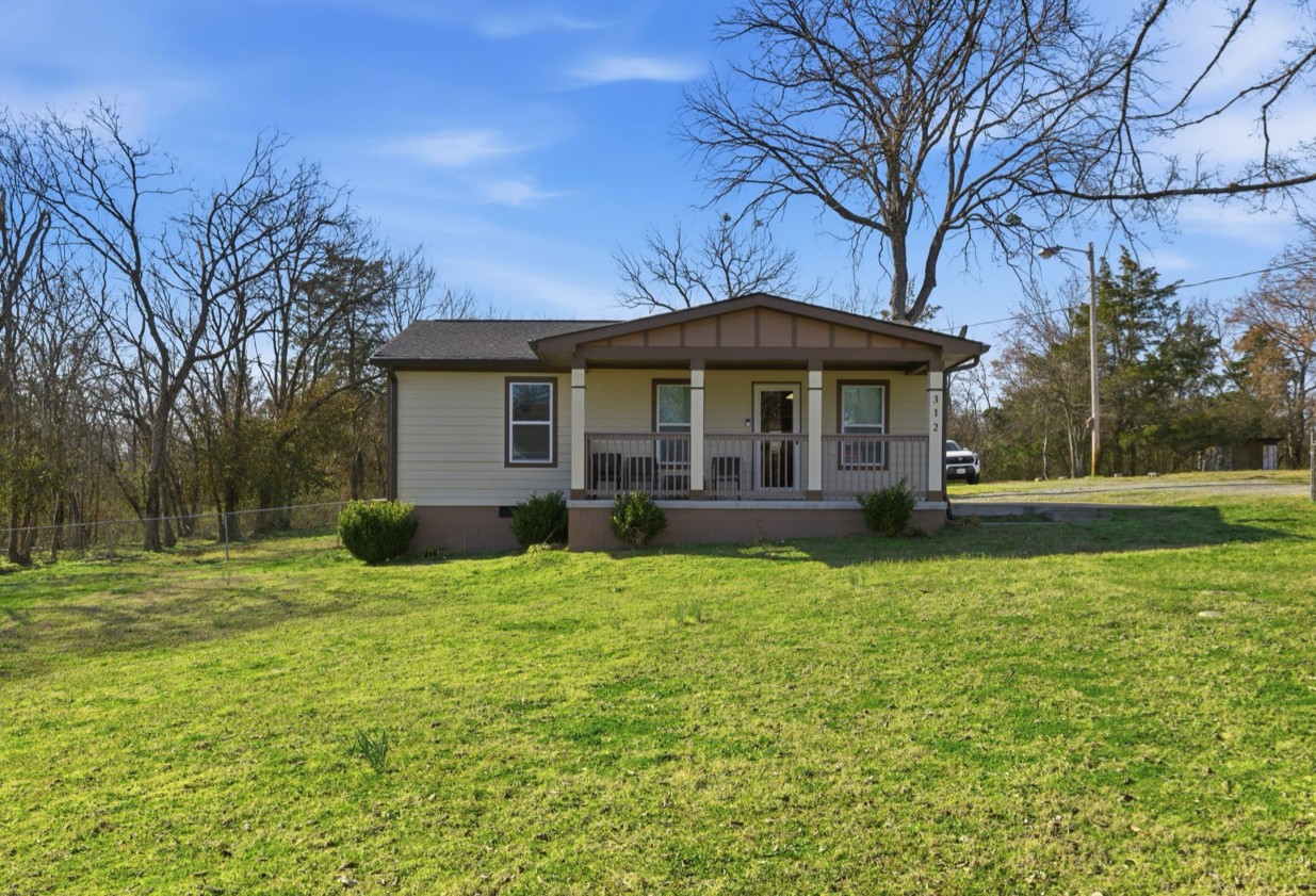 312 Farris Avenue Madison, TN 37115 - Photo 2 of 29