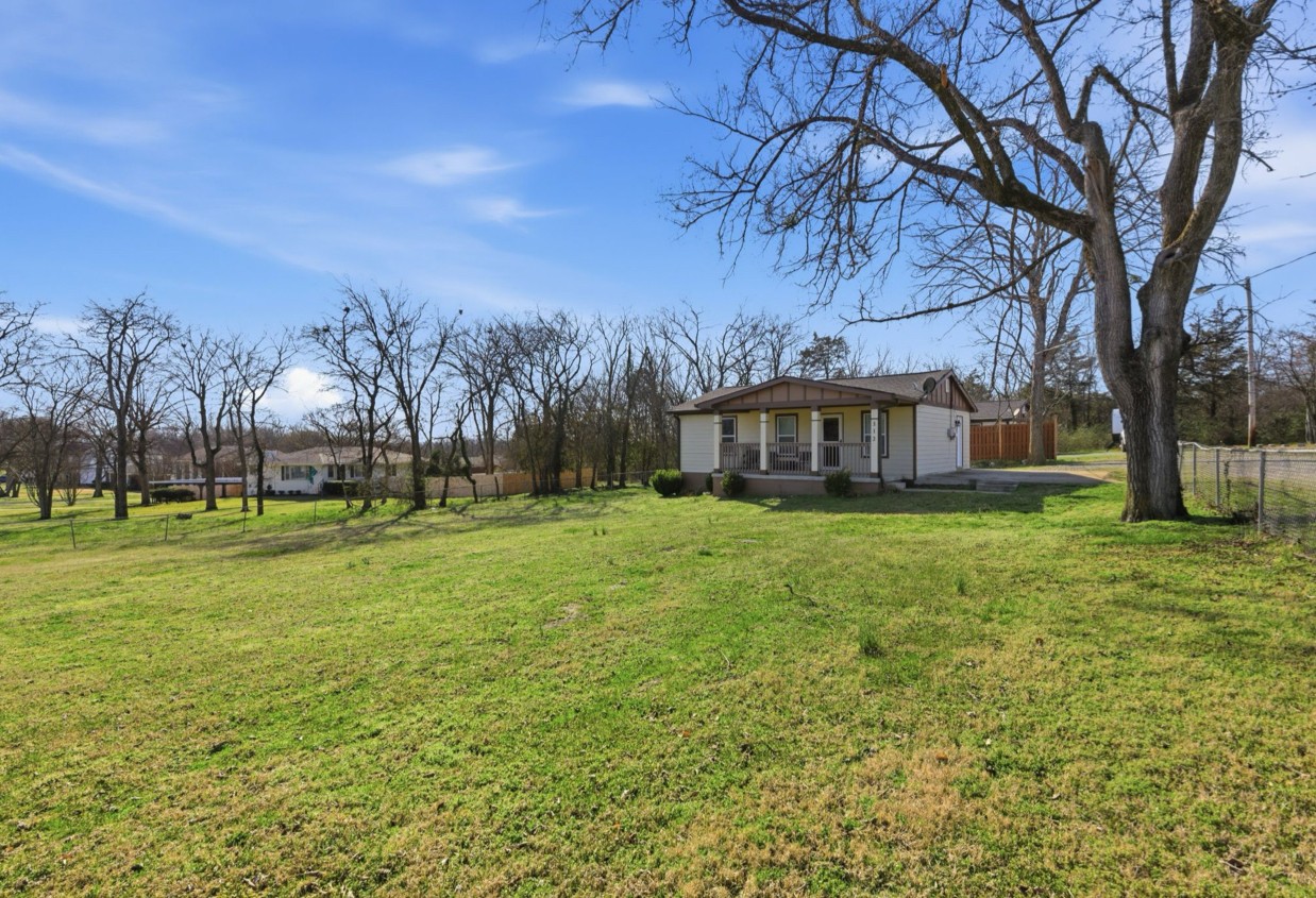 312 Farris Avenue Madison, TN 37115 - Photo 3 of 29