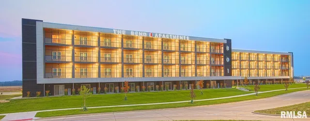 a view of a big room with a big yard and plants