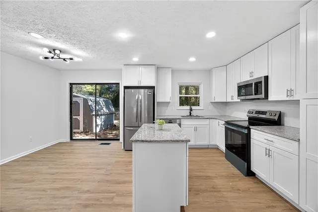 $265,000 | 1517 Colony E Circle, Stone Mountain, GA 30083