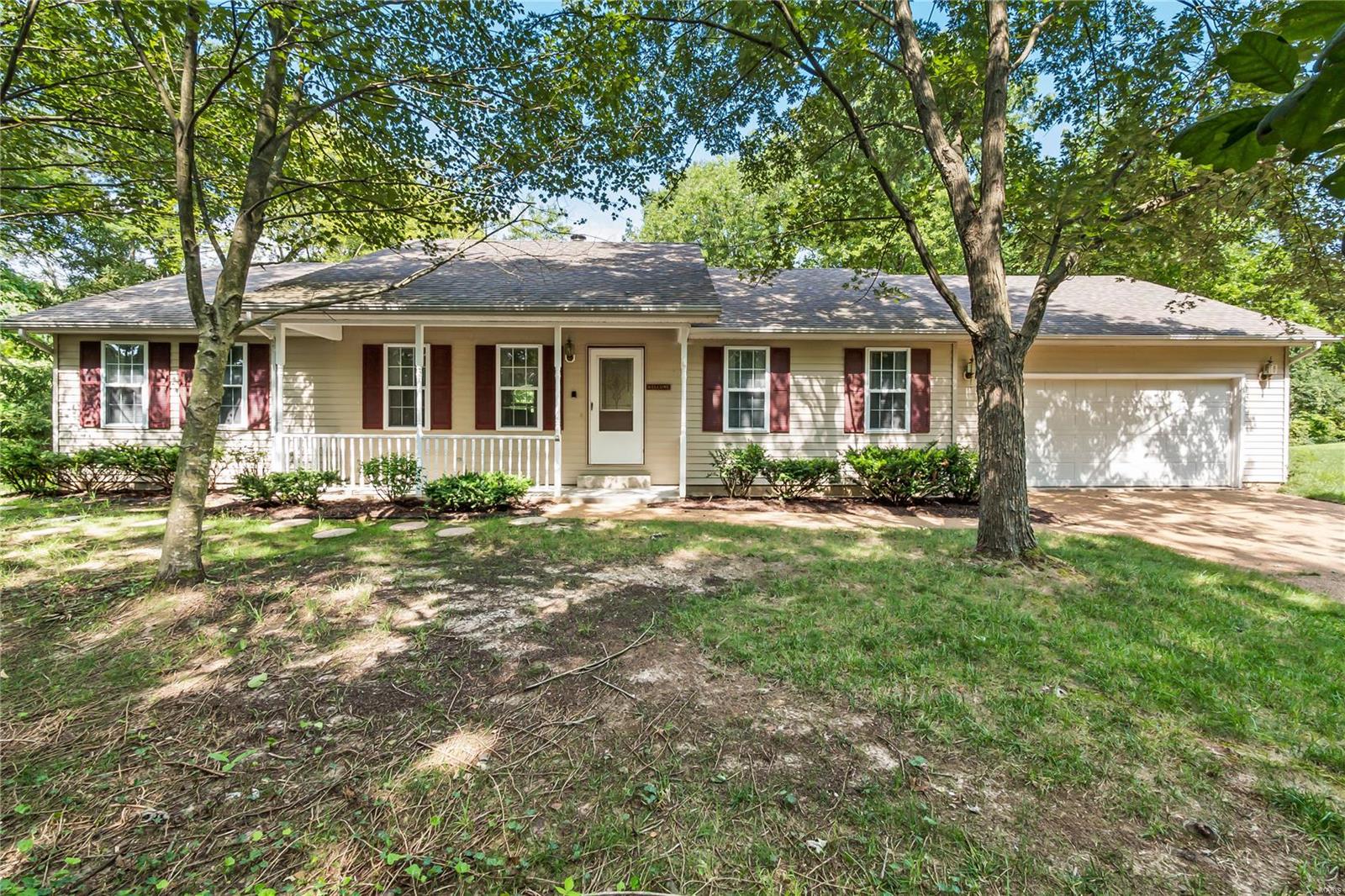 9 Bernhardt Road Lebanon, IL 62254 - Photo 1 of 29 Gallery Image 1
