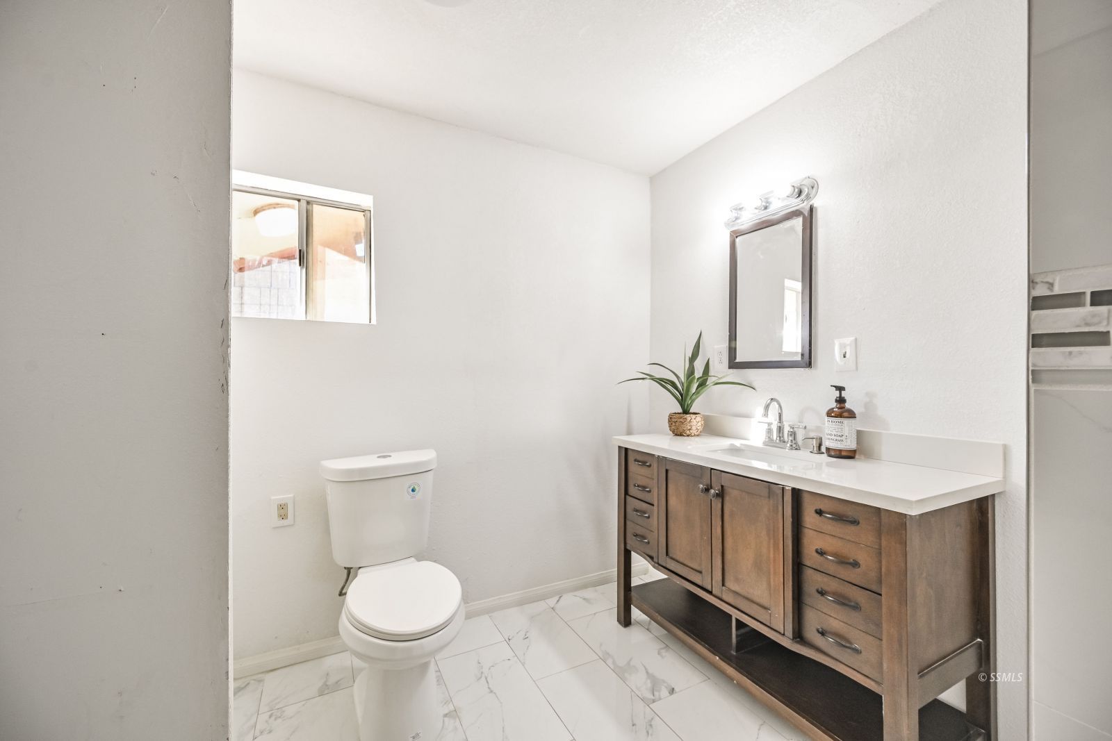 600 South Allen Street Ridgecrest, CA 93555 - Photo 12 of 25 Gallery Image 12