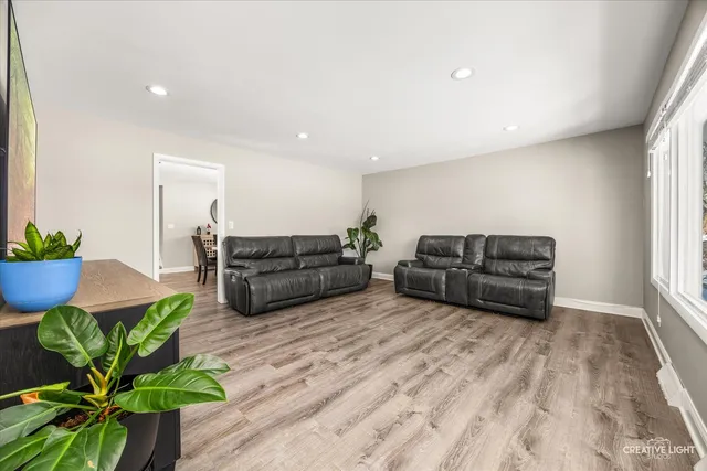 $415,000 | 764 Scott Drive, Elgin, IL 60123