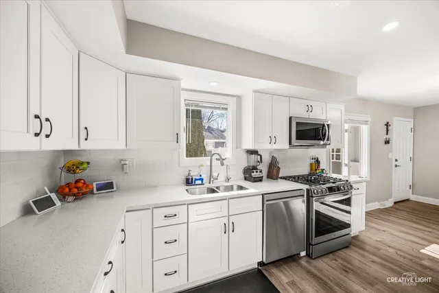 $415,000 | 764 Scott Drive, Elgin, IL 60123