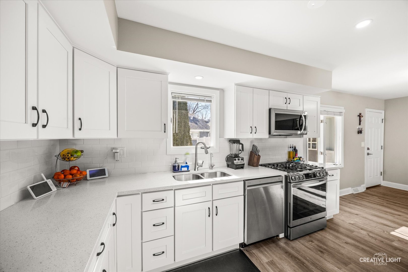 764 Scott Drive Elgin, IL 60123 - Photo 7 of 27