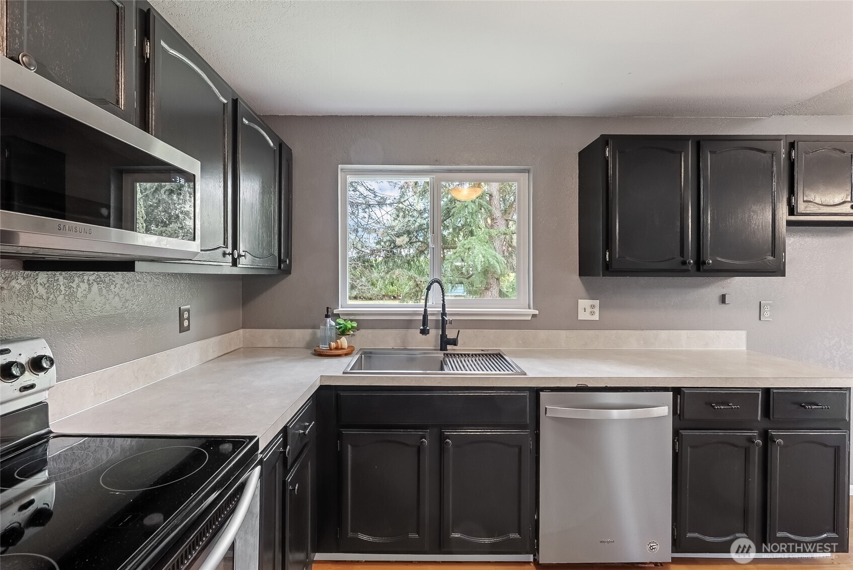 3031 Ridgeview Drive Sedro-Woolley, WA 98284 - Photo 12 of 40 Gallery Image 12