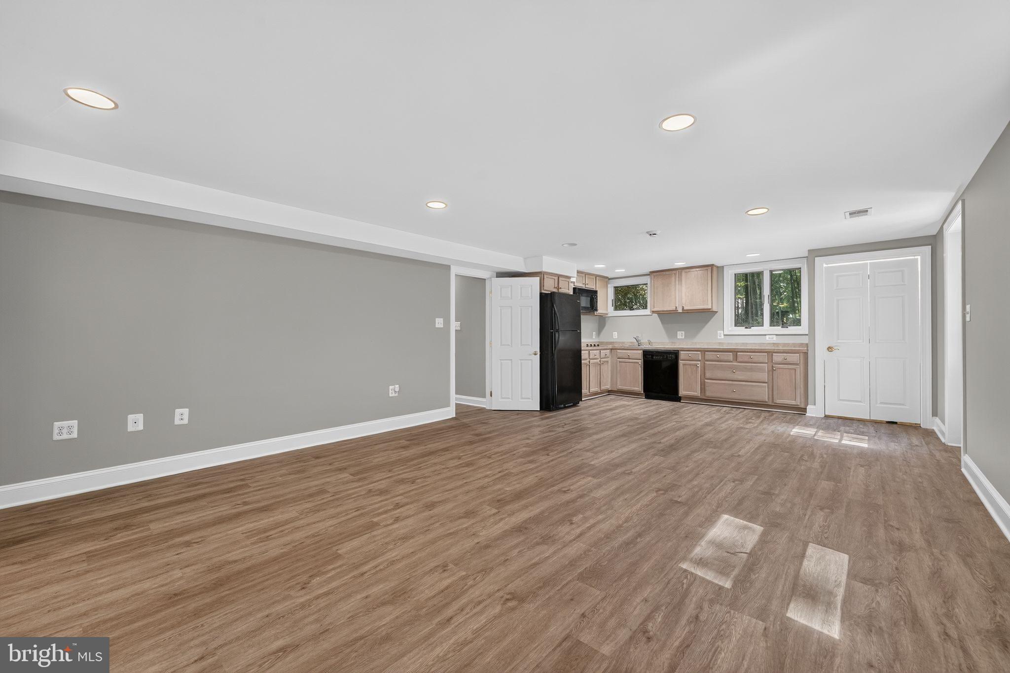 10800 Park Road Lorton, VA 22079 - Photo 33 of 49 Basement with Second Full Kitchen