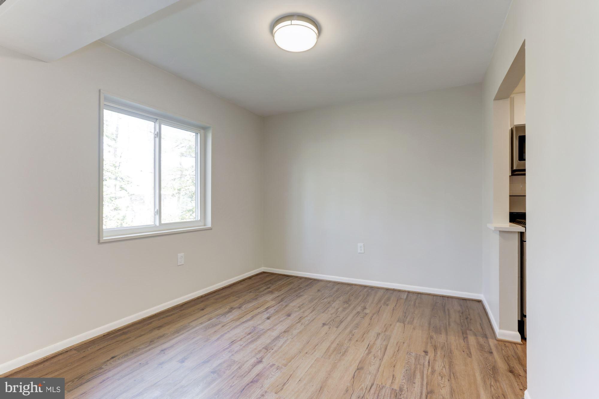 1524 Northgate Square, Unit 11B Reston, VA 20190 - Photo 9 of 22 Formal Dining Room