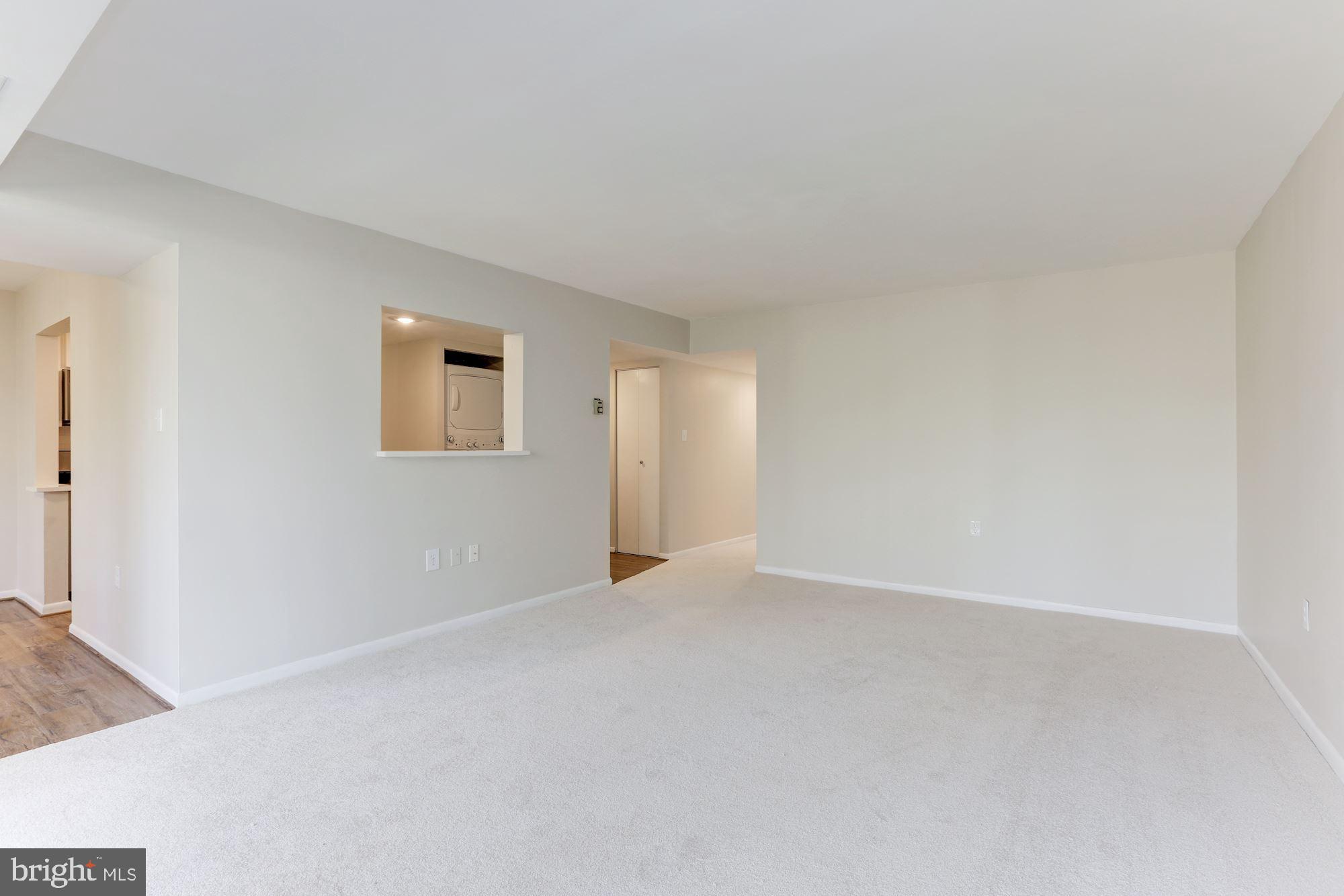 1524 Northgate Square, Unit 11B Reston, VA 20190 - Photo 10 of 22 Family Room