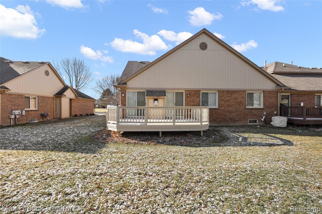 46784 Country Lane Macomb, MI 48044 - Photo 25 of 29