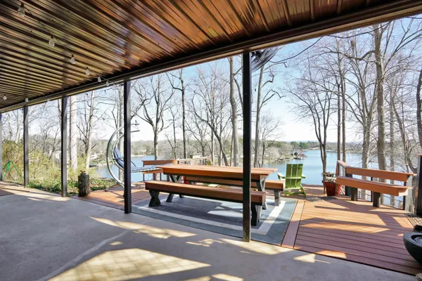 a view of sitting area with trees in a patio