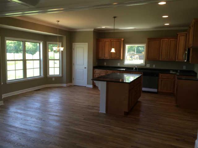 1009 Rudder Drive Spring Hill, TN 37174 - Photo 4 of 17 Kitchen & Nook