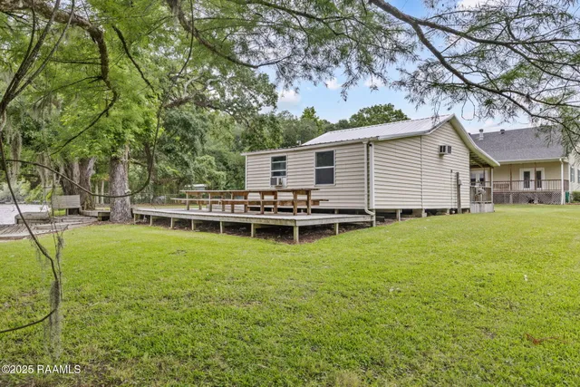 $2,900 | 16634 Highway 330, Abbeville, LA 70510