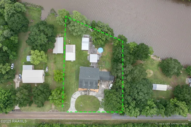 $2,900 | 16634 Highway 330, Abbeville, LA 70510