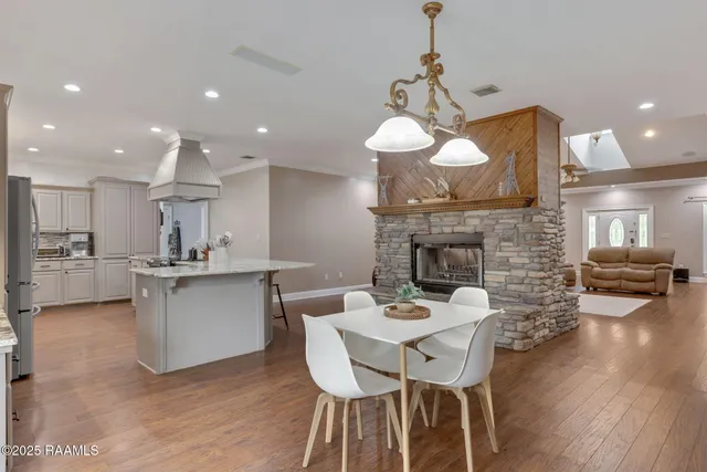 $2,900 | 16634 Highway 330, Abbeville, LA 70510