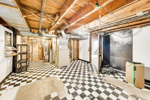 $249,500 | 518 North William Street, Joliet, IL 60435