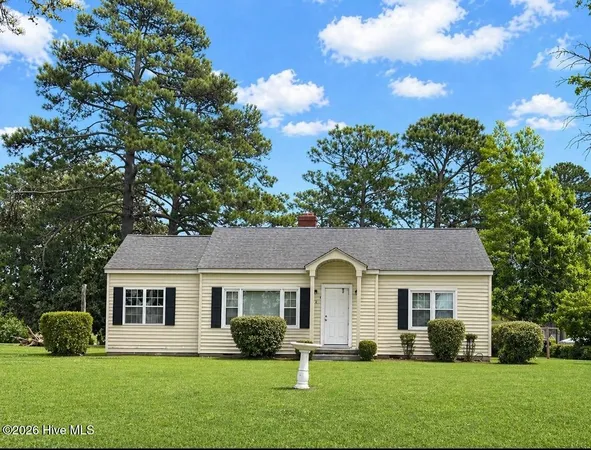 $995,000 | 402 Madam Moores Lane, New Bern, NC 28562